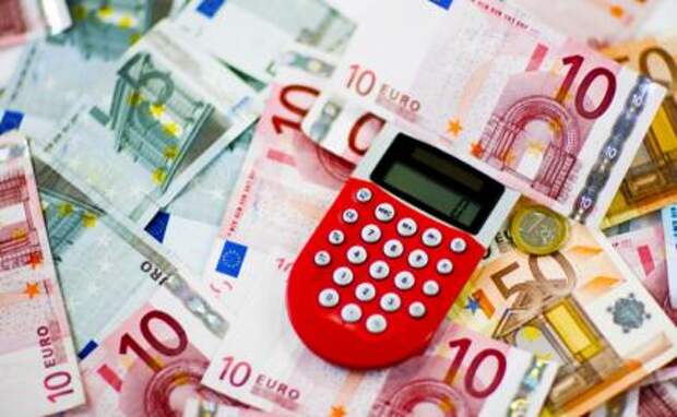 Профессор Катасонов подчитал, сколько денег Киев получил от Запада, и сколько еще ему дадут