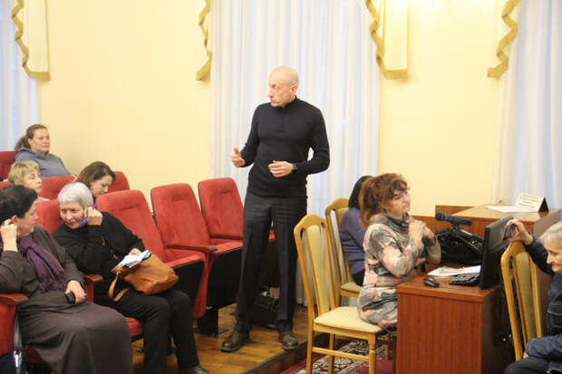 публичные слушания 25.11.2022 по стройке Русского двора в Блонье, Данилкин, Пицца-Домино_1