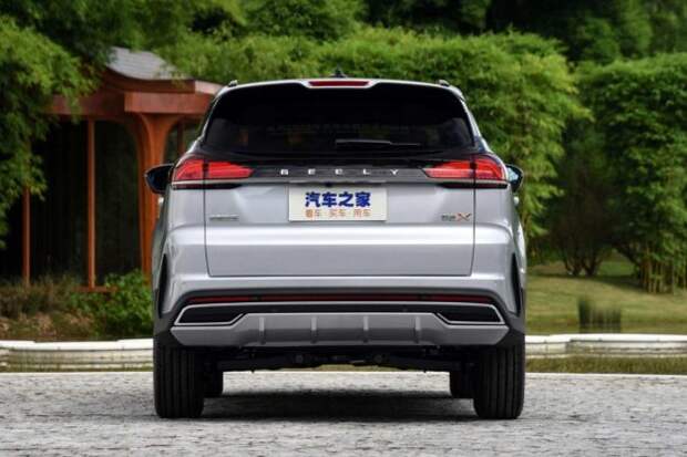 geely-boyue-x-кроссовер-chengdu-2021-proauto-06