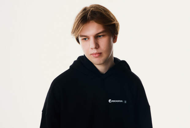 Американский певец обвинил российского артиста в краже и обмане