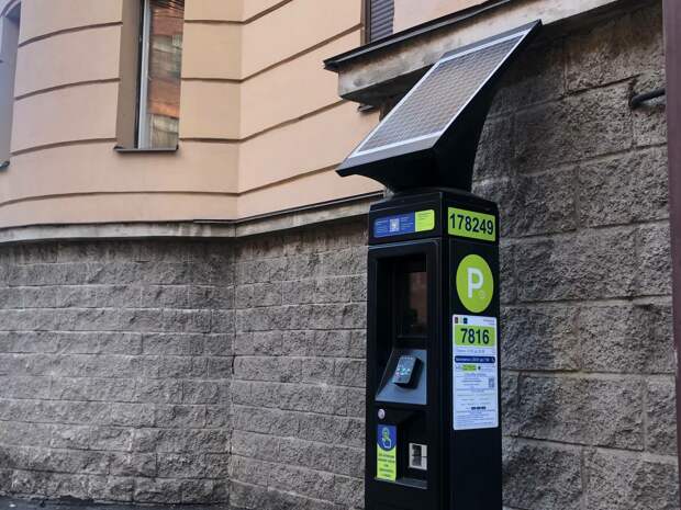 Петербургские депутаты опять раскритиковали законопроект о платных парковках