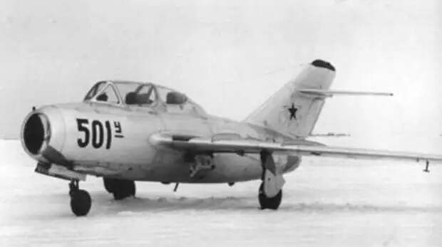 mig15uti.jpg