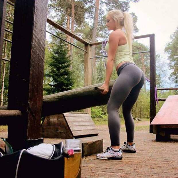 Fit Girls That Are Almost Too Hot to Handle (57 pics)