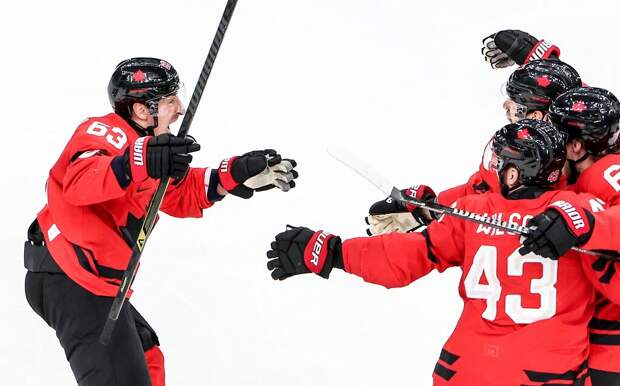 Канада отыгралась с 0:2 и прошла в финал хоккейной Олимпиады в Милане