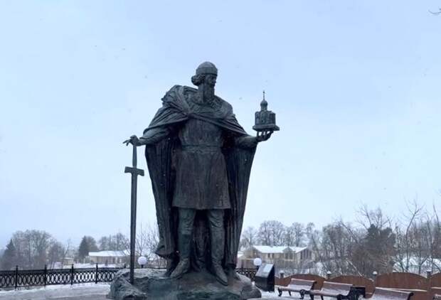 Два облика князя Юрия Долгорукого