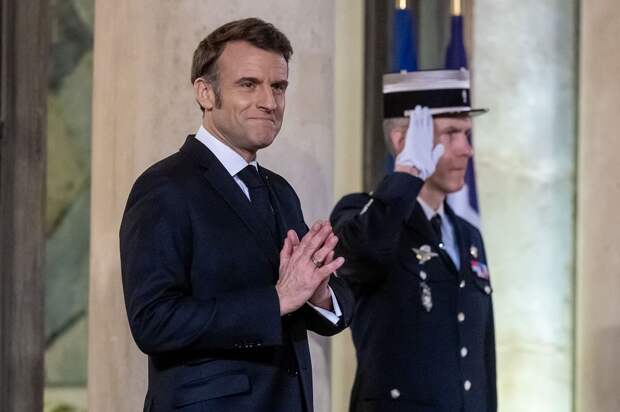 «Без волшебной палочки не обойтись»: Зачем Макрону ядерные бомбы