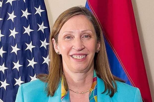 Жёсткая дама Линн Трейси - посол США в России