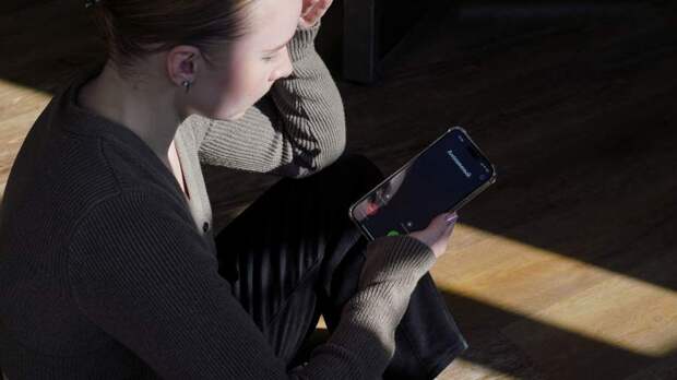 Отдать инициативу: зачем мошенники заставляют своих жертв перезванивать им