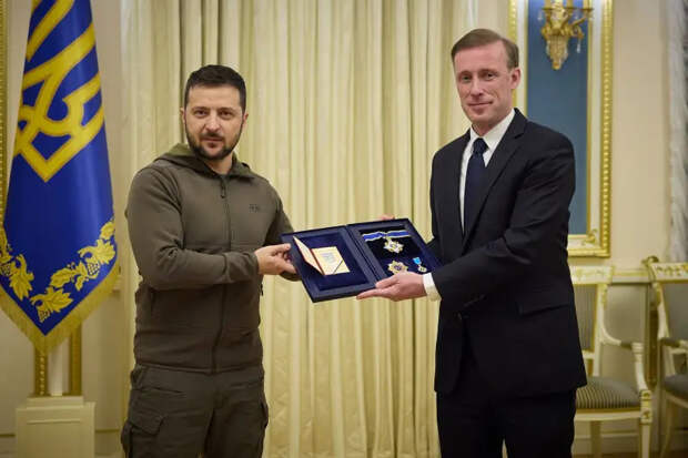 Салливан заявил, что ресурсы Белого дома не безграничны и призвал Конгресс как можно скорее выделить помощь Украине