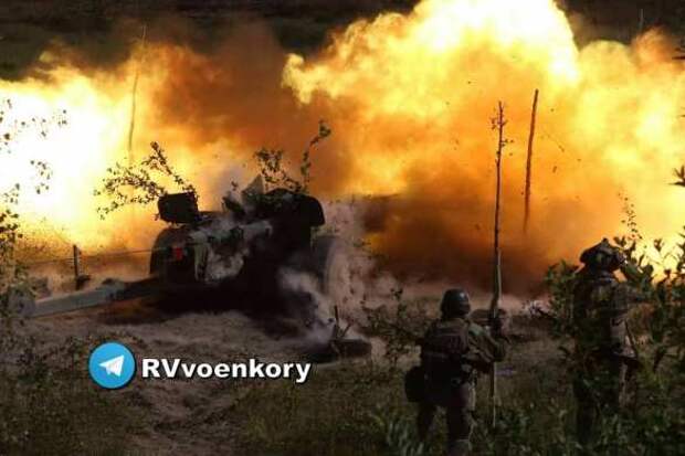 Яркие кадры боёв у Покровска: «Отважные» массово жгут натовскую технику, пехоту и артиллерию врага (ВИДЕО) | Русская весна