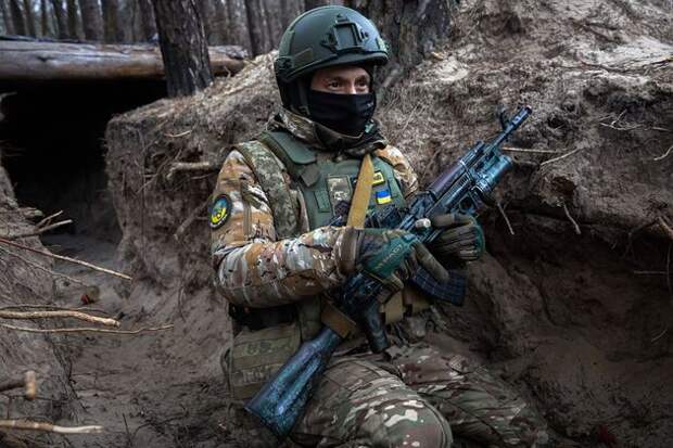 Политолог Денисов: конфликт на Украине будет длиться долго, Западу не выгодно его завершать