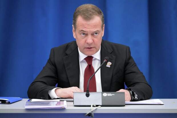 Зампредседателя Совета безопасности России Дмитрий Медведев