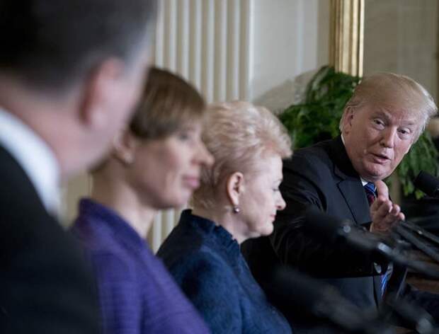 На встрече с прибалтийскими лидерами, Трамп