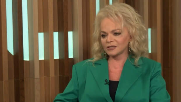 Адвокат Свириденко: приставы планируют передать Лурье ключи от квартиры Долиной