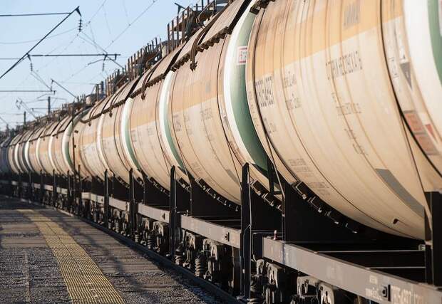 Средняя стоимость российской нефти подросла