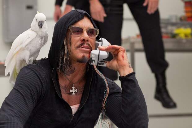 Микки Рурк лишился жилья из-за долгов