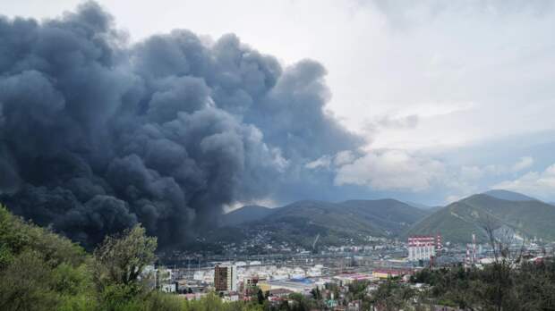 В Туапсе убрали около 988 кубометров нефтепродуктов