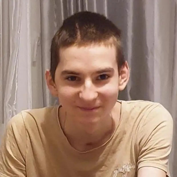 Артем Калугин, 16 лет, последствия открытой черепно-мозговой травмы, спасет лечение, 650 800 ₽