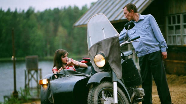 «Ушел в запой на две недели»: что стало с актерами, которые решились сняться в фильме «Груз 200»