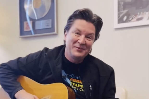 Знаменитый певец попал в смертельную аварию