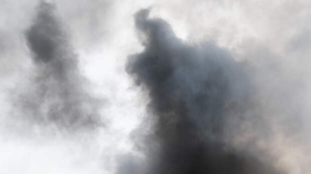 На крупнейшей военной базе Мали прогремели взрывы и началась стрельба