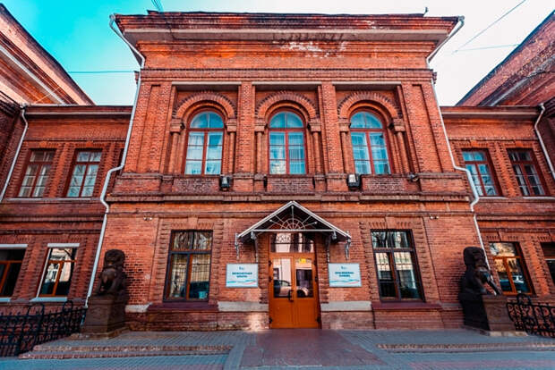 10 самых красивых зданий Владивостока (ФОТО)