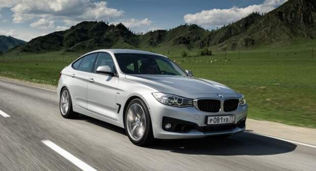 BMW 3-Series 2023: Новый салон и более агрессивная внешность