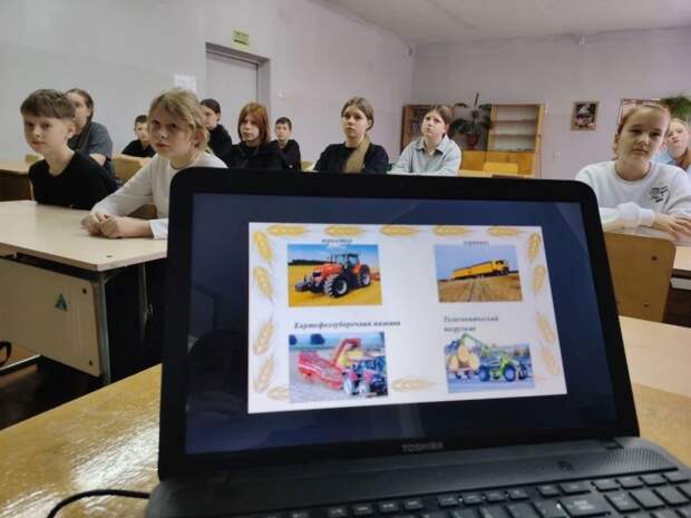 В Майкопском районе для школьников провели отраслевое занятие «От агрокласса до агробизнеса в Адыгее»