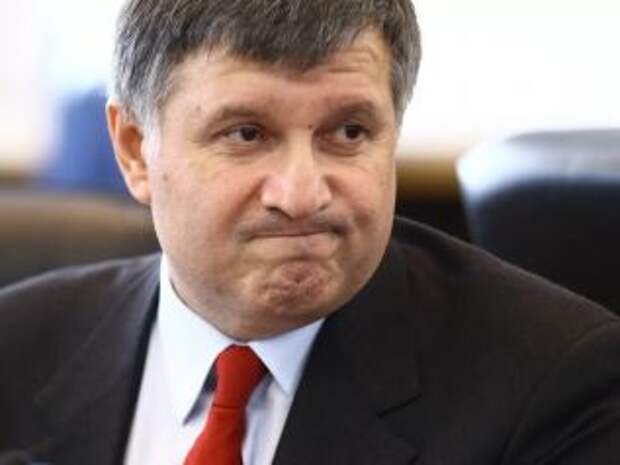СБУ организовала блицкриг против “Азова” и “Нацкорпуса” втайне от Авакова