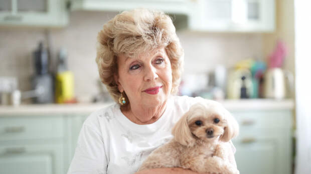 «Лично я обойдусь»: Лариса Рубальская не верит в поэтические возможности ИИ