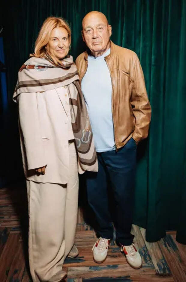 Владимир Познер с супругой Надеждой Соловьёвой