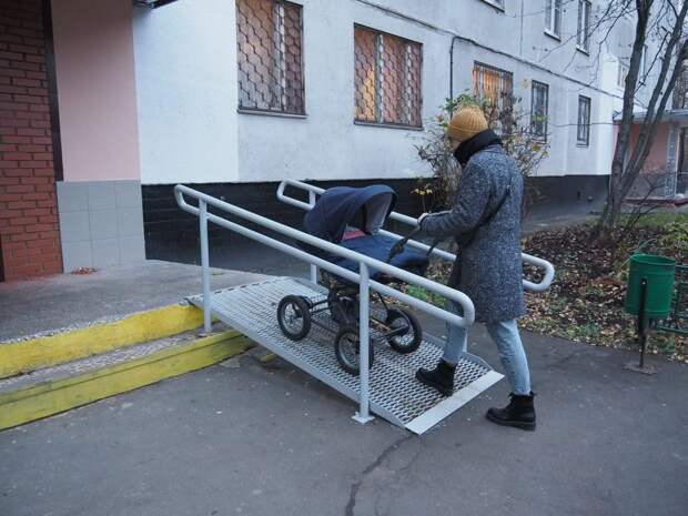 Установка пандусов пройдет по трем адресам в Алтуфьеве Фото: Ирина Лаповок