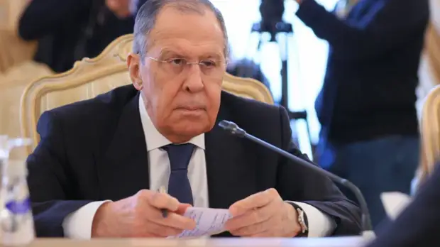 Лавров сообщил, что переговоры между Россией и Украиной идут непросто
