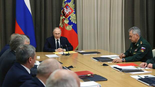 Путин заявил о важности оснащения армии и флота крылатыми ракетами 