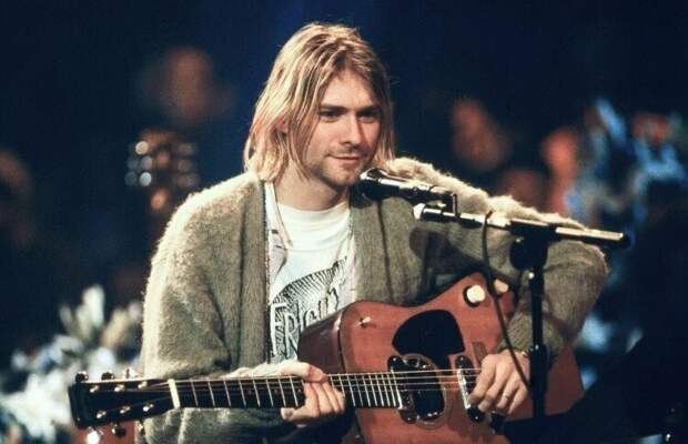 Любитель Спилберга, перечитывающий «Парфюмера». 10 фактов о Курте Кобейне