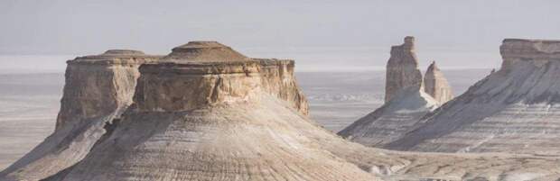 Ущелье Бозжыра в Мангистау включено в десятку самых красивых мест мира