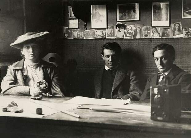 Фернанда Оливье, Пабло Пикассо и Рамон Ревентос. Фото, 1906.