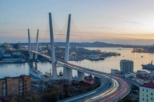 Кто и как грабил порт во Владивостоке? Дело "транспортников". Двое за решёткой, остальные – за границей