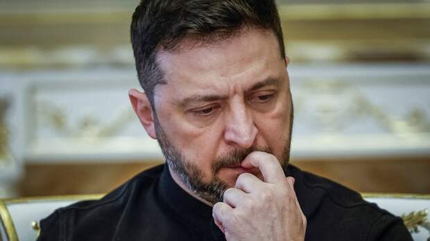 Зеленский захотел оборонять Украину по-новому