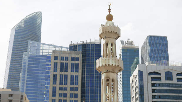 Несколько взрывов прогремели около аэропорта Абу-Даби