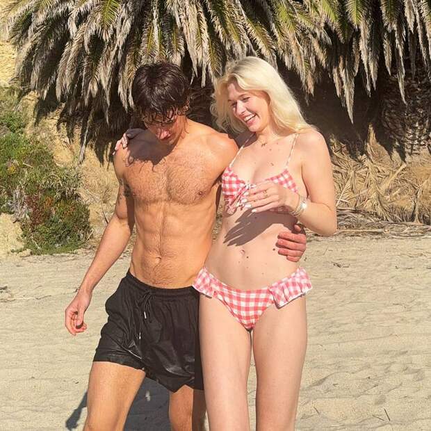 Дочь Веры Брежневой показала возлюбленного на откровенном фото