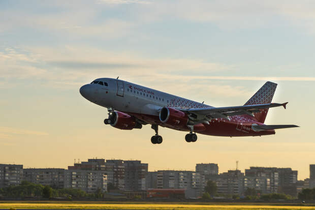 В Омске задержали 7 авиарейсов из-за тумана