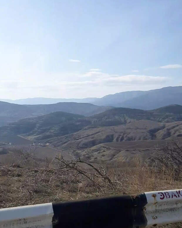 Переезд-многоходовочка. Из Хабаровска до Крыма за 2 недели. С 2мя котами.