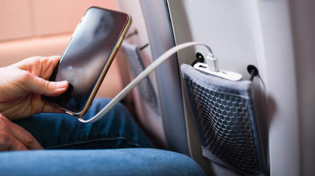 Нилов: если в самолетах запретят пауэрбанки, это создаст неудобства аэропортам