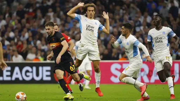 «Марсель» сыграл вничью с «Галатасараем» в матче ЛЕ