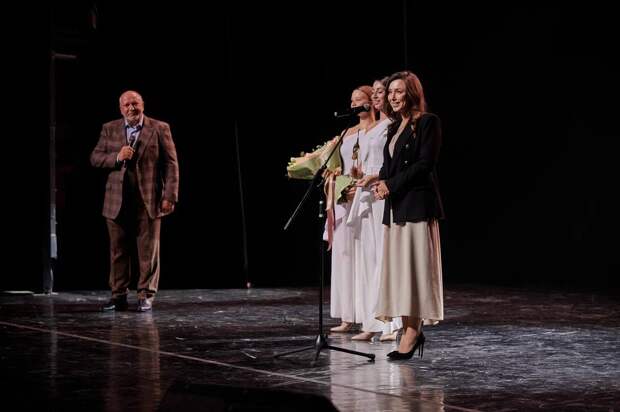 Лучшим фильмом фестиваля «Амурская осень» признана китайская картина «Незнакомцы, которых мы встречаем»