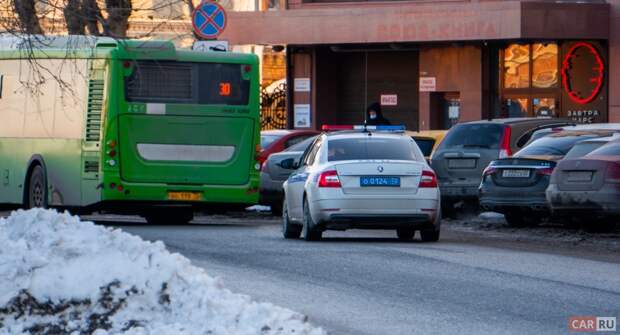 Средний размер автокредита в России увеличился на треть