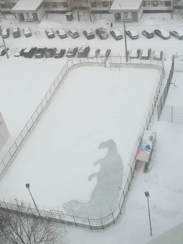 Такие морозы в Москве, что динозавры вымерли заново зима, лед, прикол, россия, снег, юмор