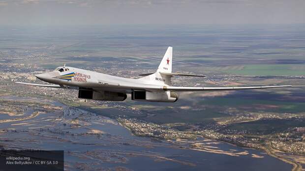 В Венесуэлу прилетели два стратегических ракетоносца Ту-160 ВКС России