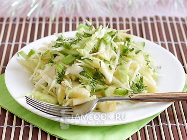 Зеленый салат «Щетка», рецепт с фото